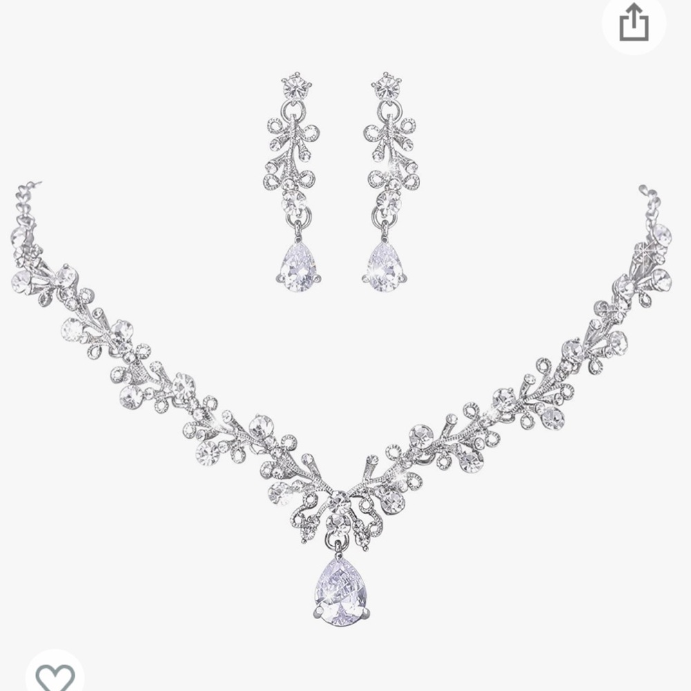 Clear Crystal and Cubic Zircon Jewelry Set